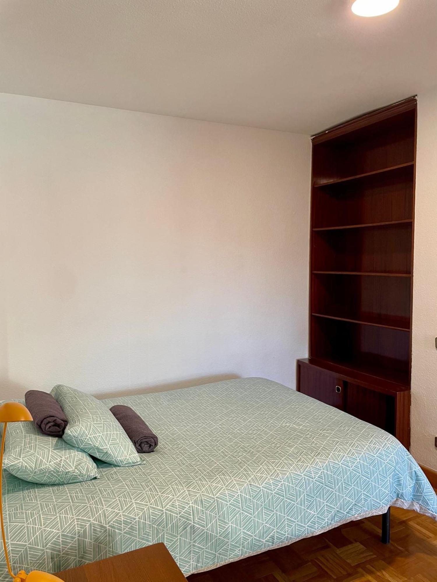 Private Rooms Madrid Atocha Eksteriør billede