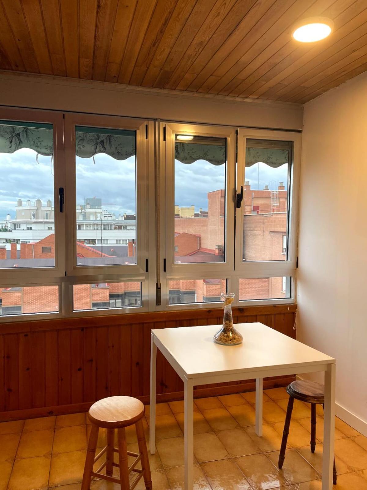 Private Rooms Madrid Atocha Eksteriør billede