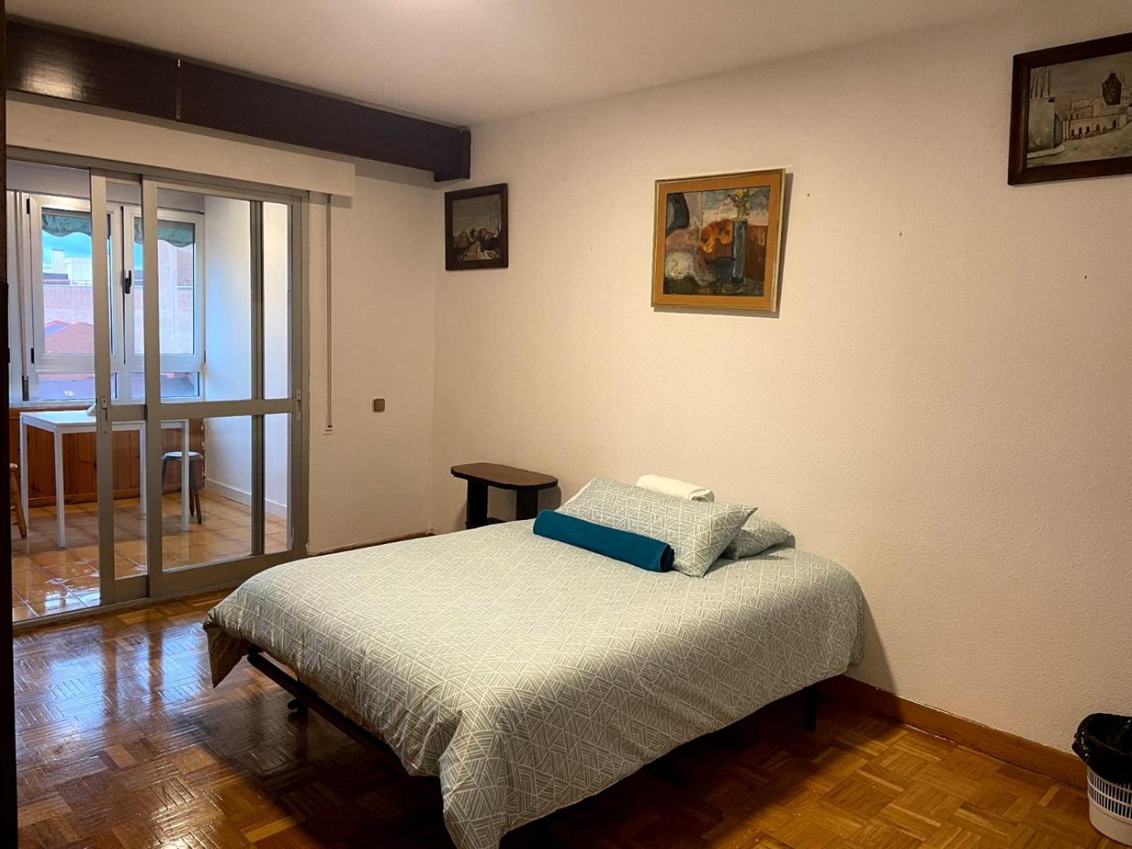 Private Rooms Madrid Atocha Eksteriør billede